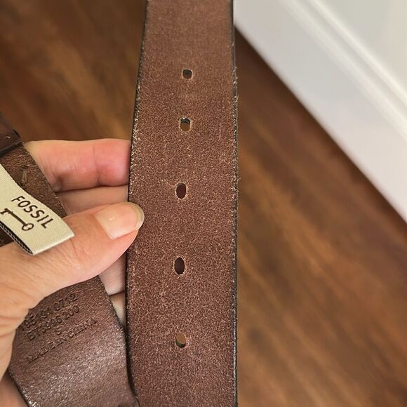 Fossil Wide Brown Twisted Leather Belt - Picture 7 of 8